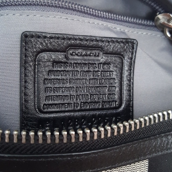 Like new Coach bag - Picture 4 of 6